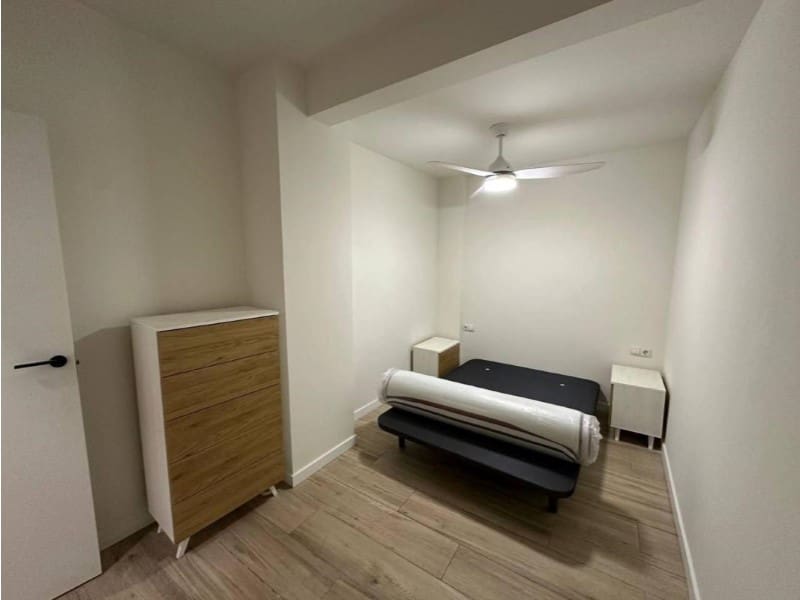 2 makuuhuone Huoneisto myytävänä paikassa Alicante kaupunki - 222 000 € (Ref: 9990680)