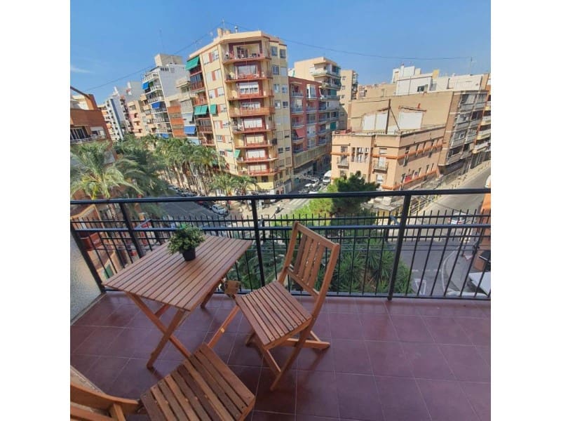 3 Zimmer Apartment zu verkaufen in Alicante / Alacant Stadt - 440.000 € (Ref: 9995087)