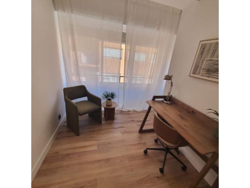3 Zimmer Apartment zu verkaufen in Alicante / Alacant Stadt - 440.000 € (Ref: 9995087)