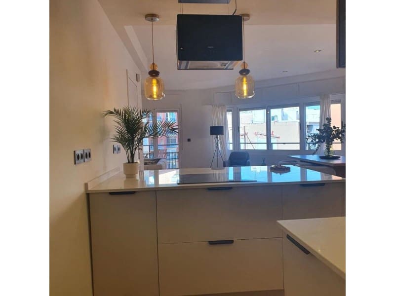 3 Zimmer Apartment zu verkaufen in Alicante / Alacant Stadt - 440.000 € (Ref: 9995087)