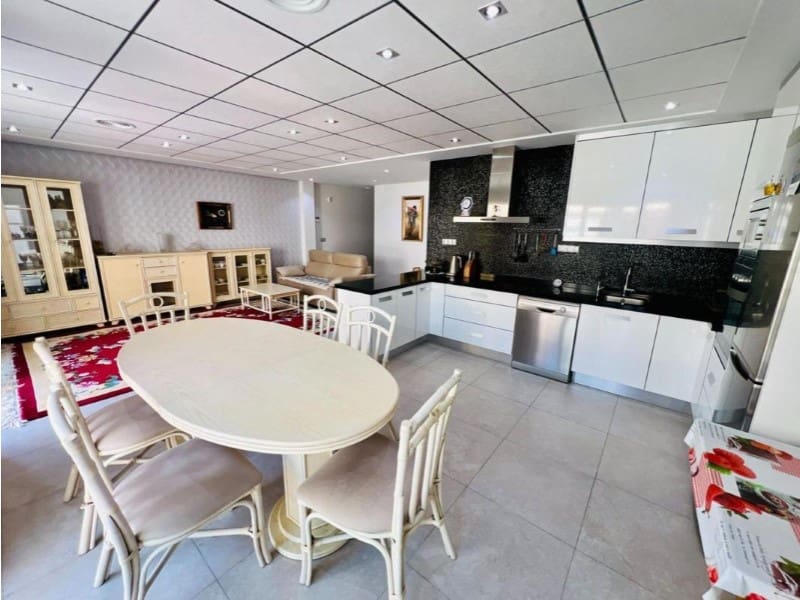3 sypialnia Apartament na sprzedaż w Torrevieja - 300 000 € (Ref: 9995089)