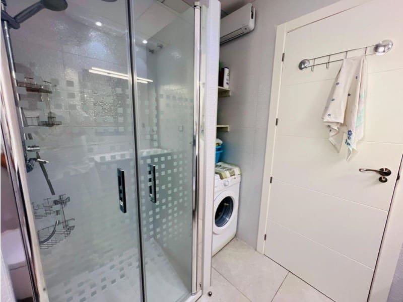 3 sypialnia Apartament na sprzedaż w Torrevieja - 300 000 € (Ref: 9995089)