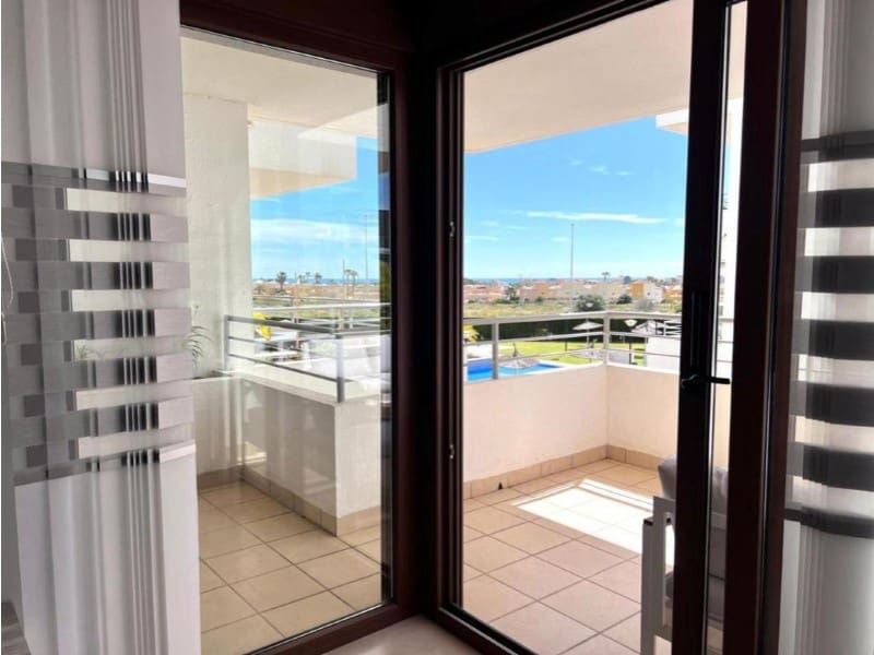 2 soverom Leilighet til salgs i Playa Flamenca med svømmebasseng - € 215 900 (Ref: 9995093)