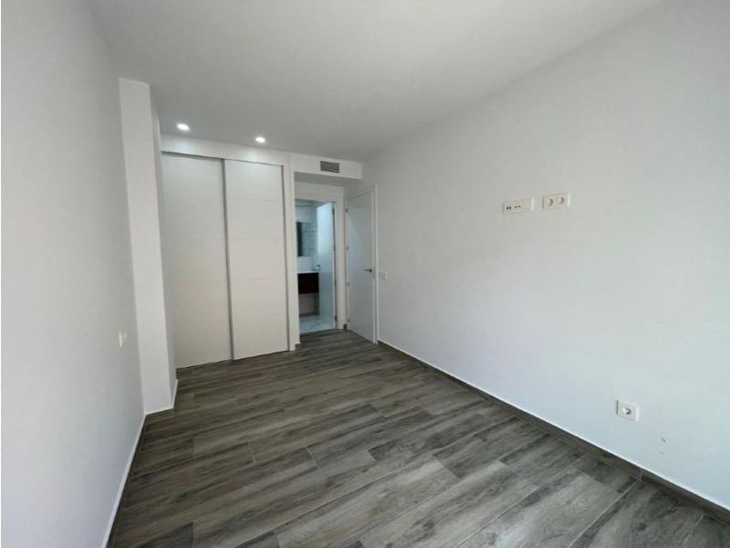 3 sovrum Lägenhet till salu i Torrevieja med pool - 299 900 € (Ref: 9995098)