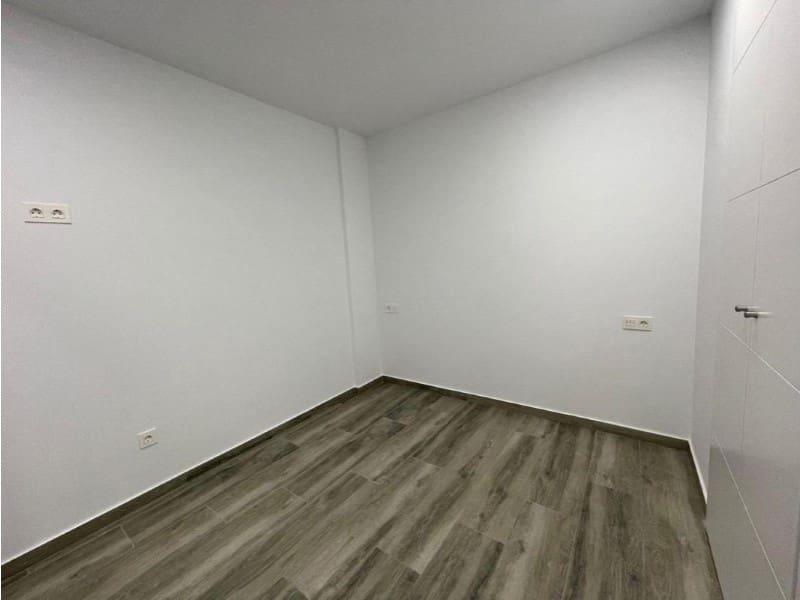 3 sovrum Lägenhet till salu i Torrevieja med pool - 299 900 € (Ref: 9995098)