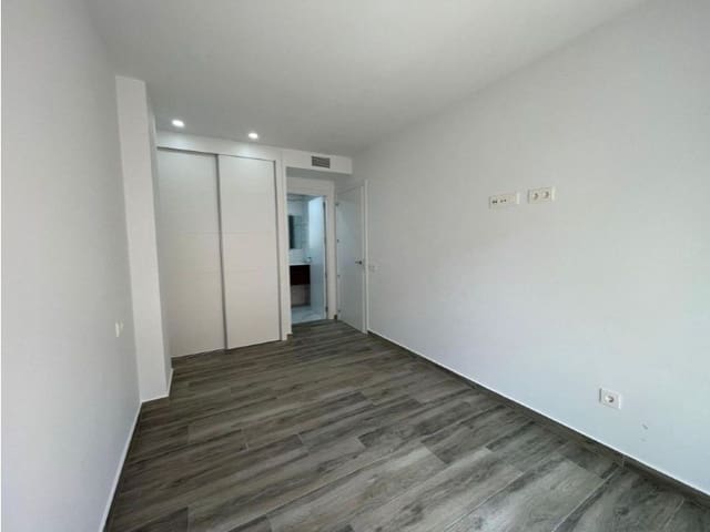 3 sovrum Lägenhet till salu i Las Piscinas Naturales, Torrevieja med pool - 299 900 € (Ref: 9995098)