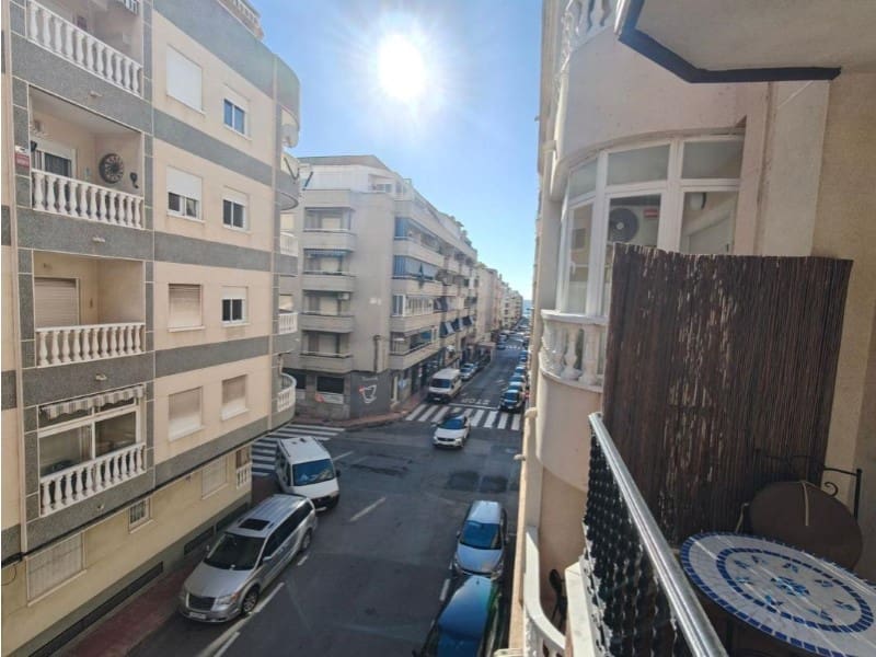 2 soveværelse Lejlighed til salg i Torrevieja - € 173.000 (Ref: 9995105)