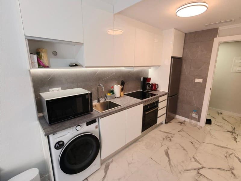 2 soveværelse Lejlighed til salg i Torrevieja - € 173.000 (Ref: 9995105)