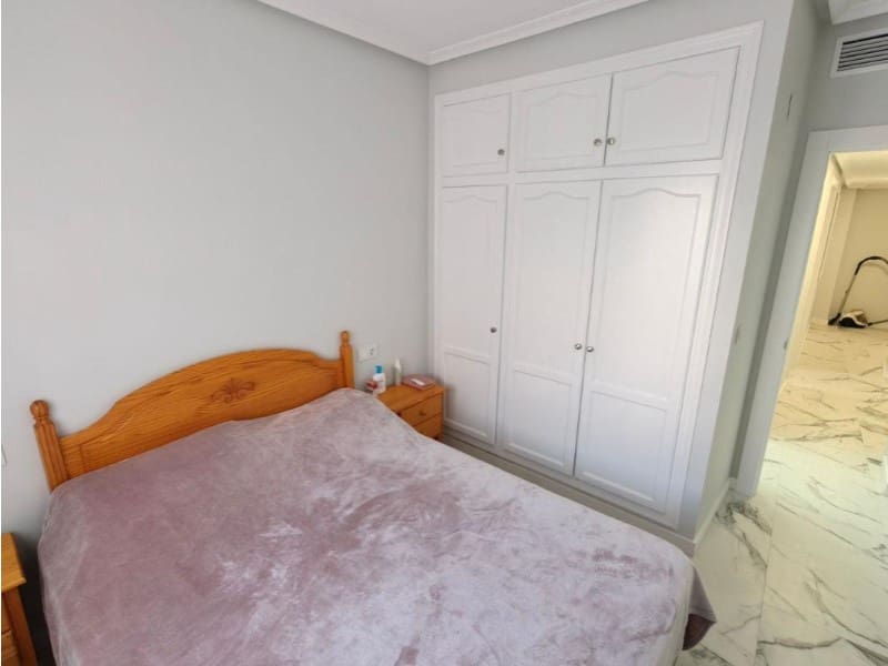 2 soveværelse Lejlighed til salg i Torrevieja - € 173.000 (Ref: 9995105)