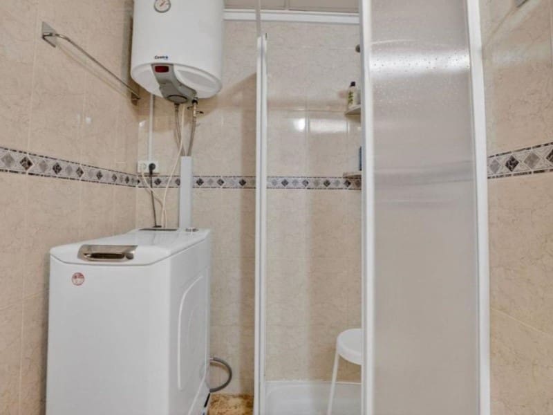 3 soveværelse Lejlighed til salg i Torrevieja med swimmingpool - € 159.000 (Ref: 9995113)