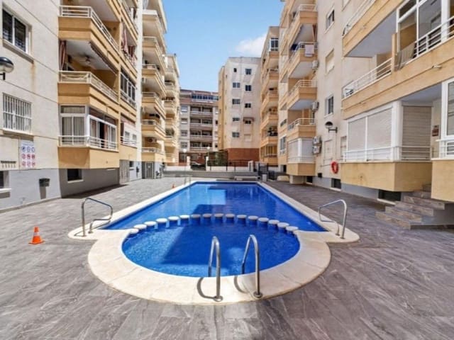 3 soveværelse Lejlighed til salg i Antonio Machado, Torrevieja med swimmingpool - € 159.000 (Ref: 9995113)