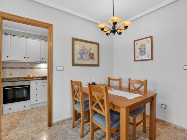 3 soveværelse Lejlighed til salg i Antonio Machado, Torrevieja med swimmingpool - € 159.000 (Ref: 9995113)