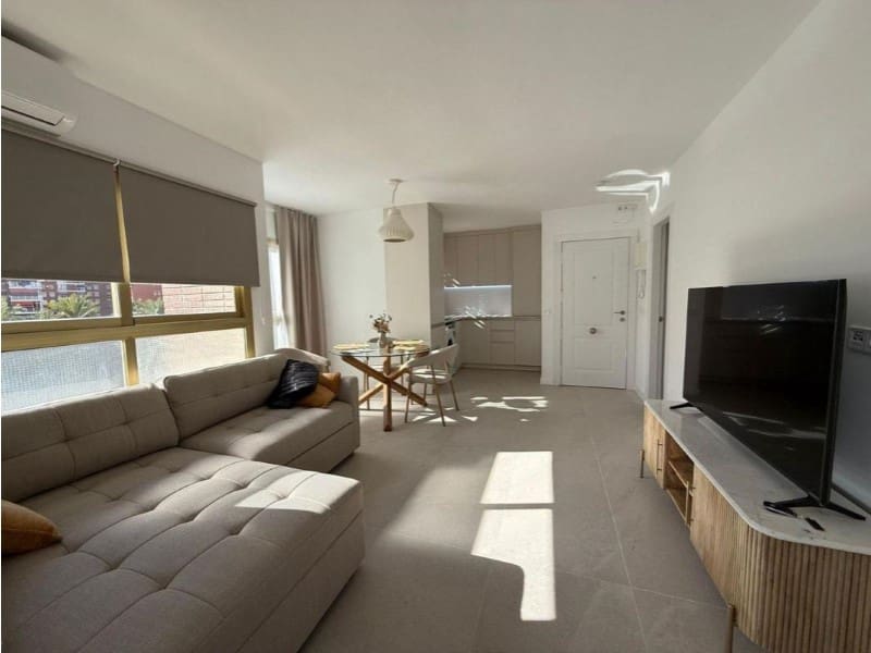 1 soverom Leilighet til salgs i Benidorm med svømmebasseng - € 269 000 (Ref: 9995125)