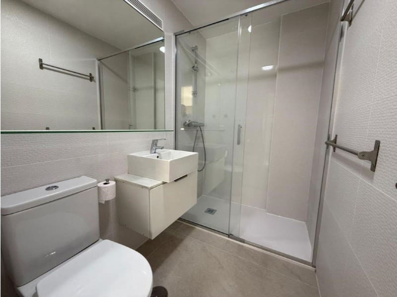 1 soverom Leilighet til salgs i Benidorm med svømmebasseng - € 269 000 (Ref: 9995125)