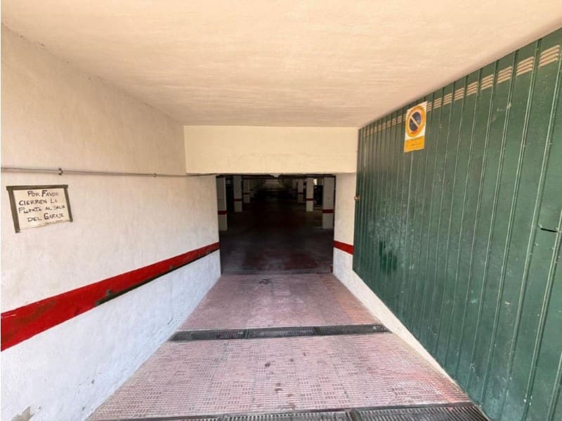 Bedrift til salgs i Torrevieja - € 845 000 (Ref: 9995127)