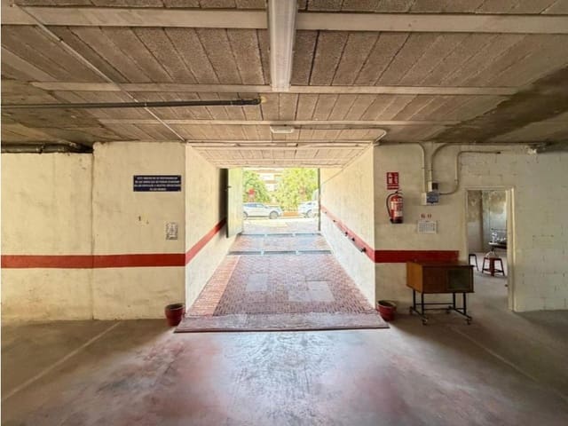 Bedrift til salgs i Nueva Torrevieja, Torrevieja - € 845 000 (Ref: 9995127)