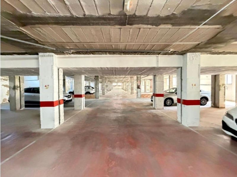 Bedrift til salgs i Torrevieja - € 845 000 (Ref: 9995127)