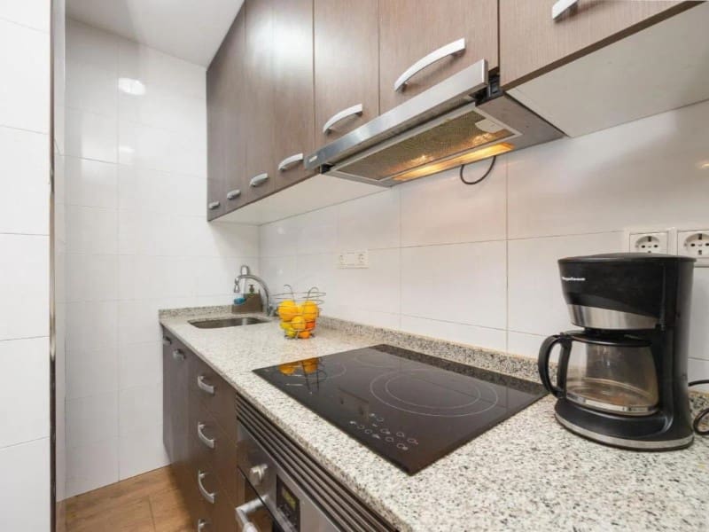 2 soveværelse Lejlighed til salg i Torrevieja med swimmingpool - € 159.900 (Ref: 9995129)