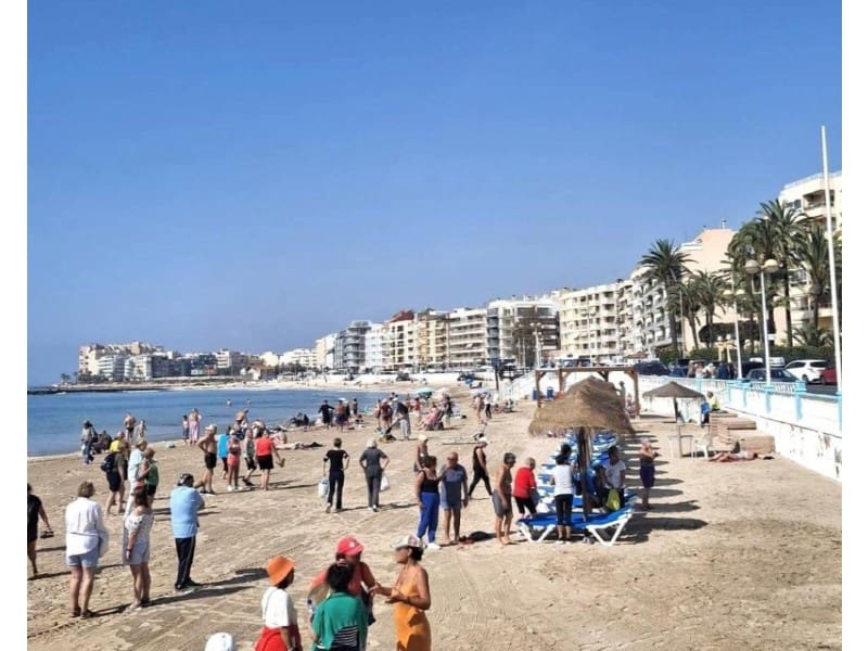 3 sypialnia Apartament na sprzedaż w Torrevieja - 190 000 € (Ref: 9995130)