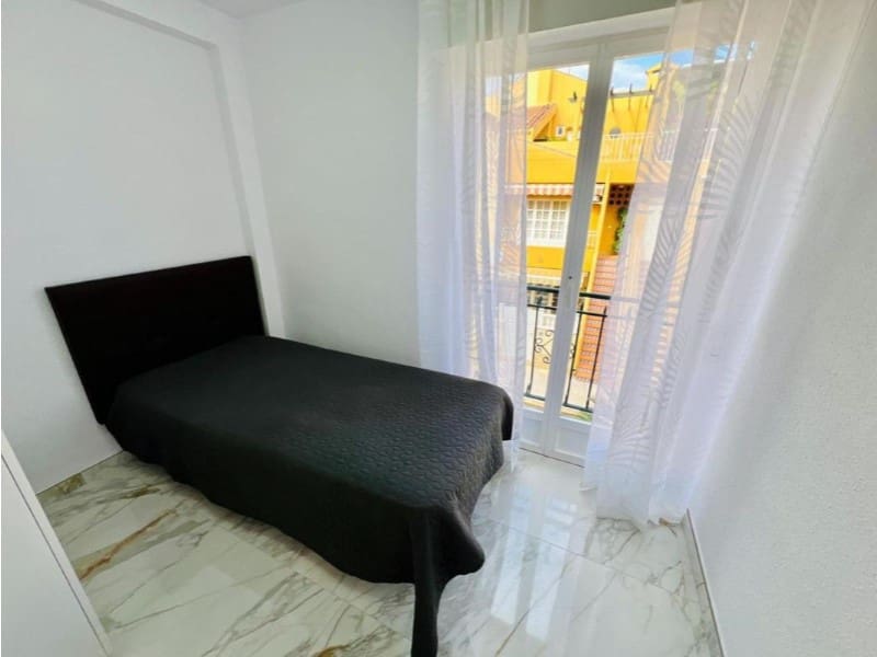 3 makuuhuone Huoneisto myytävänä paikassa La Veleta - 167 000 € (Ref: 9997072)