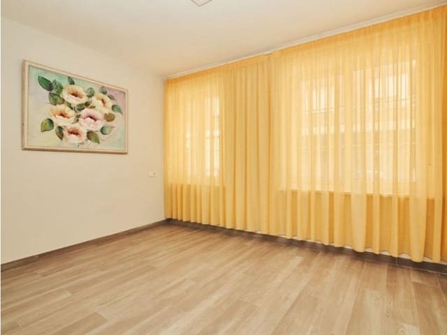 2 soveværelse Lejlighed til salg i Centro - Muelle Pesquero, Torrevieja - € 198.000 (Ref: 9997078)