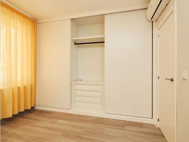 2 soveværelse Lejlighed til salg i Centro - Muelle Pesquero, Torrevieja - € 198.000 (Ref: 9997078)