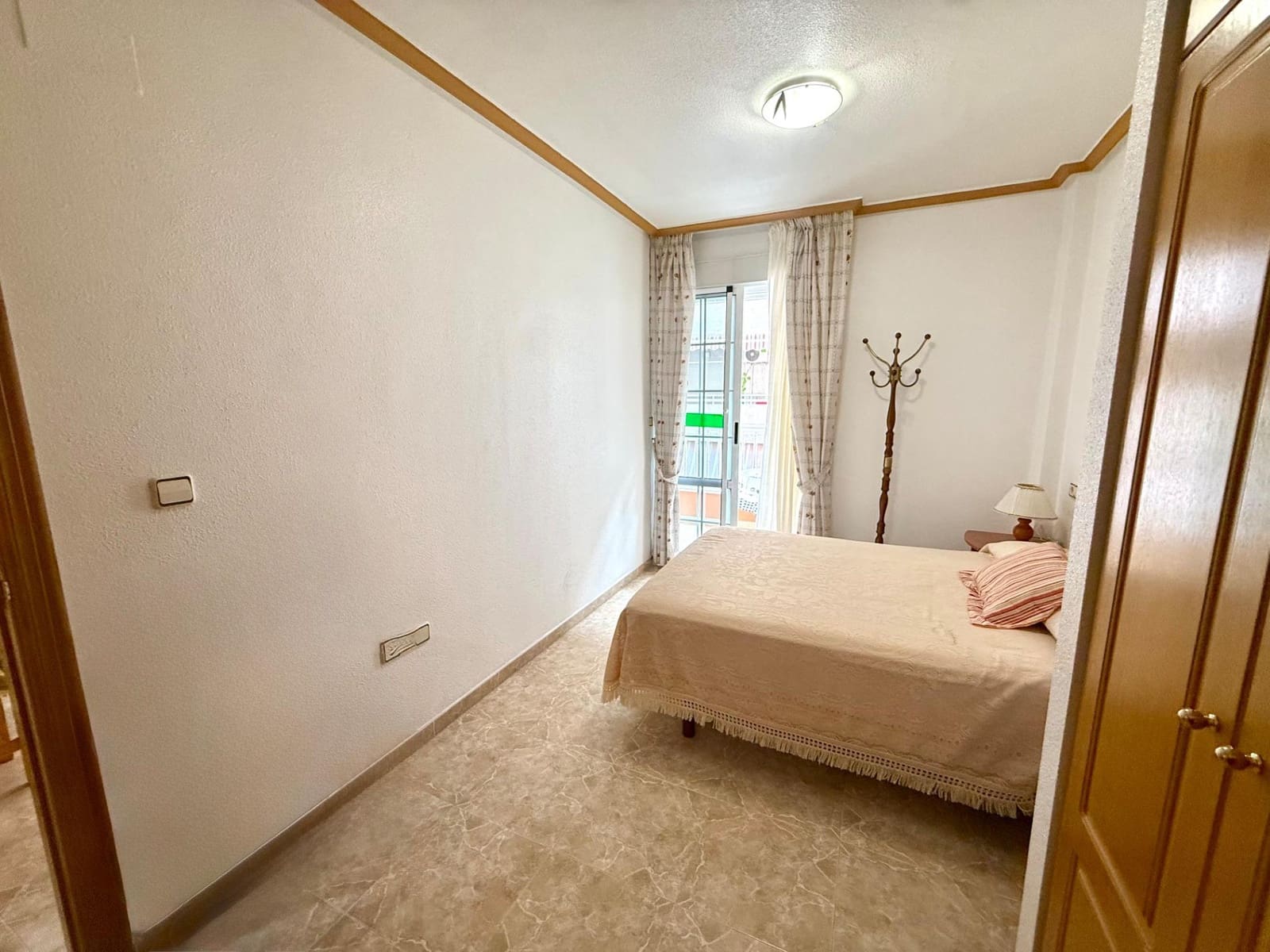 3 soveværelse Lejlighed til salg i Torrevieja med garage - € 224.900 (Ref: 10005642)