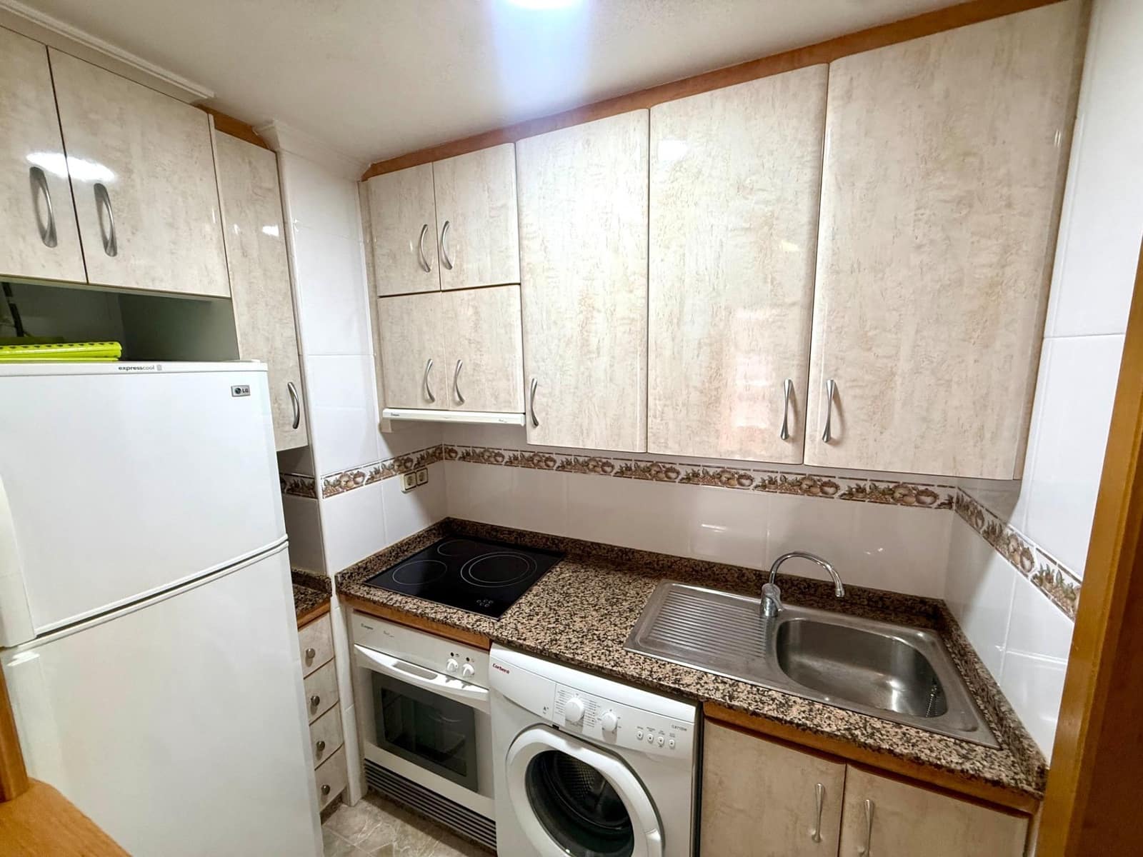 3 soveværelse Lejlighed til salg i Torrevieja med garage - € 224.900 (Ref: 10005642)