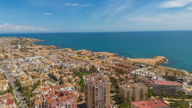 3 makuuhuone Huoneisto myytävänä paikassa Playa de los Locos, Torrevieja - 320 000 € (Ref: 10078396)
