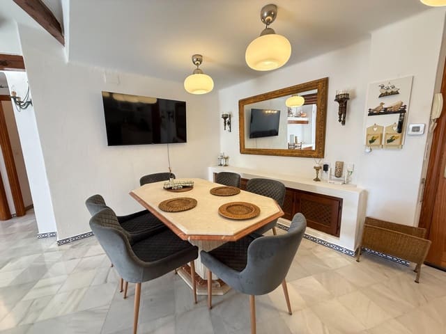 3 makuuhuone Huoneisto myytävänä paikassa Playa de los Locos, Torrevieja - 320 000 € (Ref: 10078396)