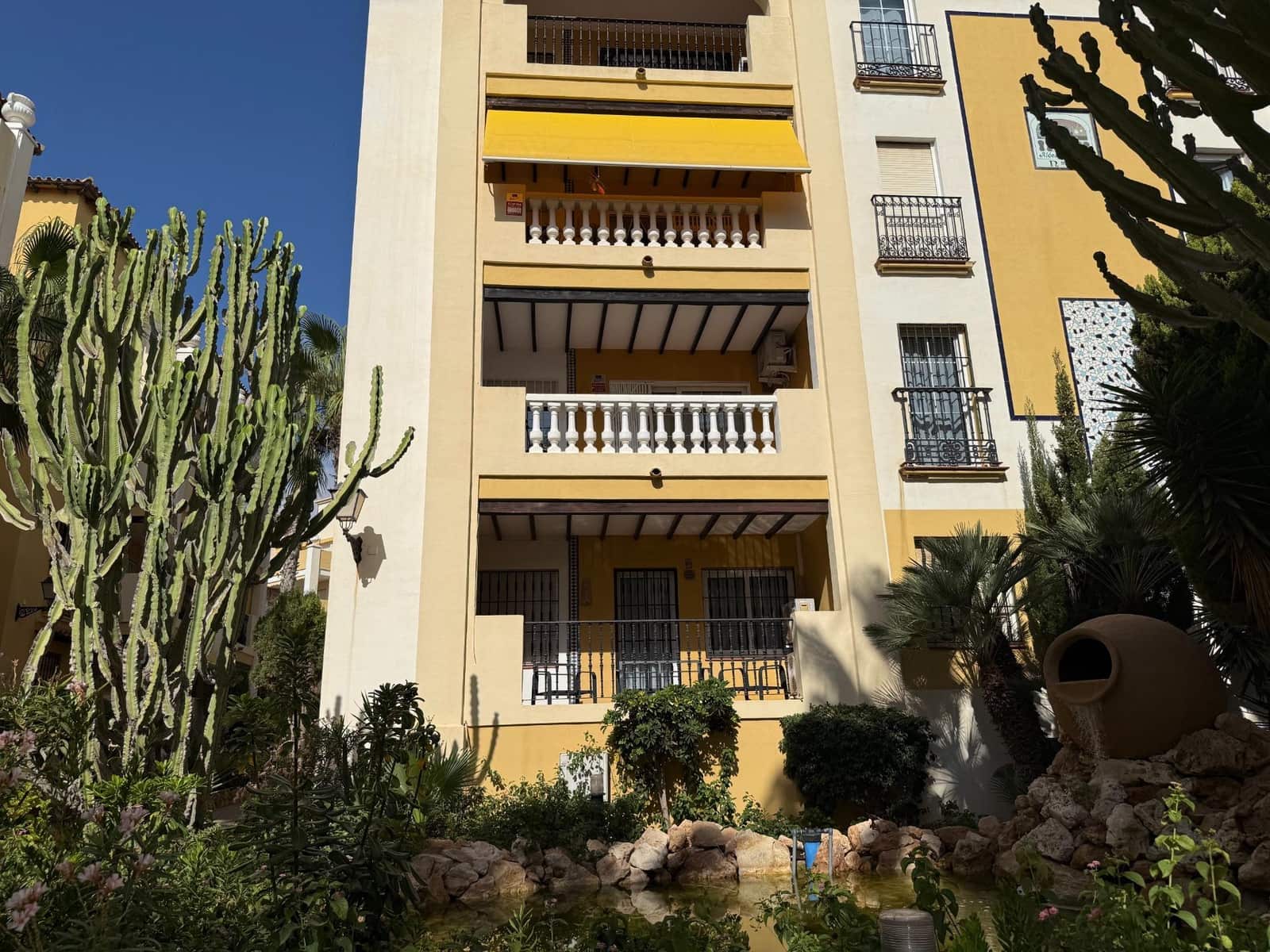 3 makuuhuone Huoneisto myytävänä paikassa Torrevieja - 320 000 € (Ref: 10078396)