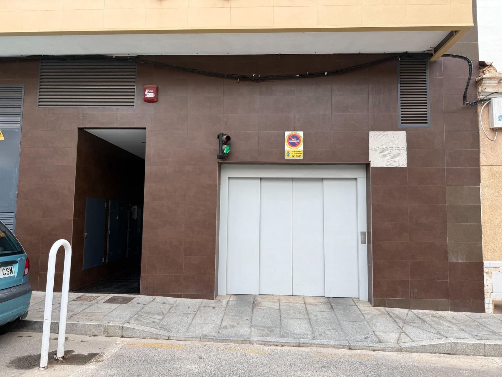 Garaje en Torrevieja en venta - 15.000 € (Ref: 10132772)