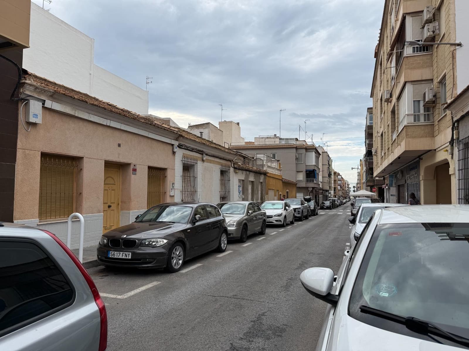 Garaje en Torrevieja en venta - 15.000 € (Ref: 10132772)