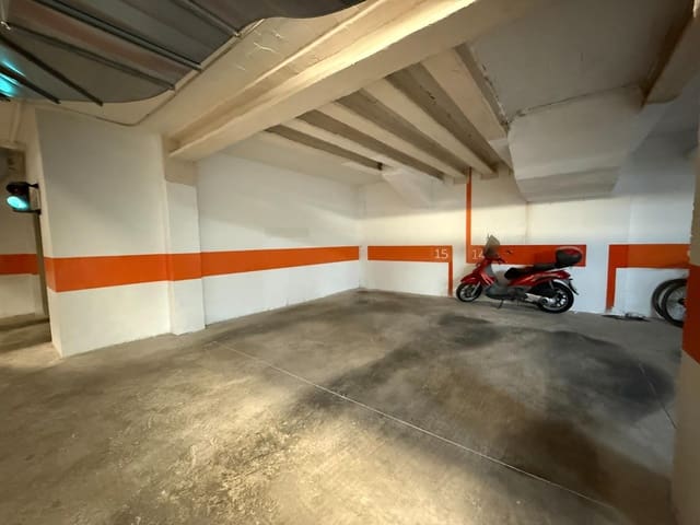 Garage zu verkaufen in Centro - Muelle Pesquero, Torrevieja - 45.000 € (Ref: 10132773)