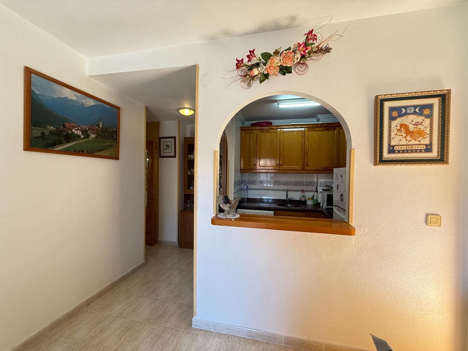 Apartamento de 2 habitaciones en Torrevieja en venta con garaje - 189.000 € (Ref: 10171708)
