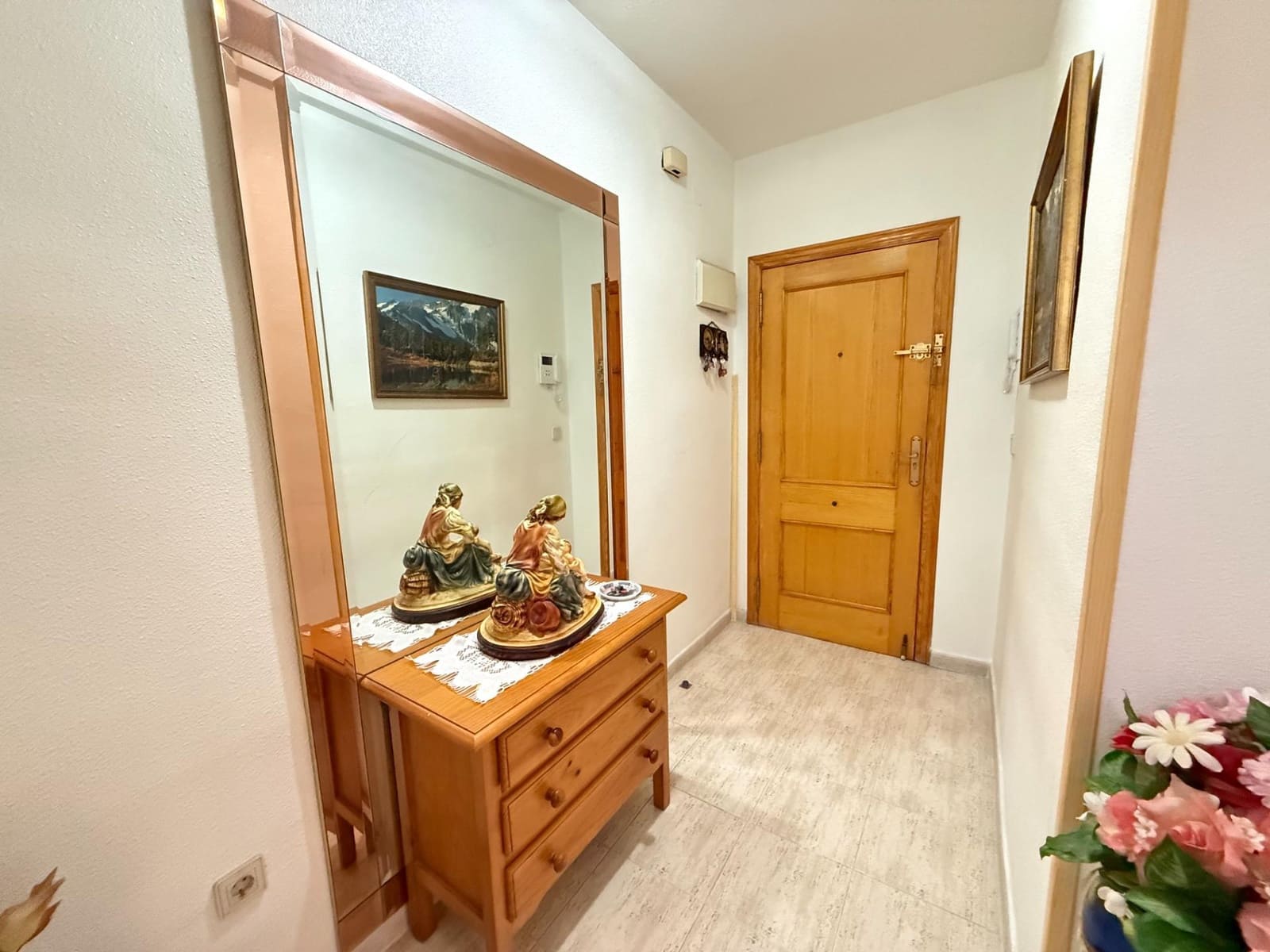 Apartamento de 2 habitaciones en Torrevieja en venta con garaje - 189.000 € (Ref: 10171708)