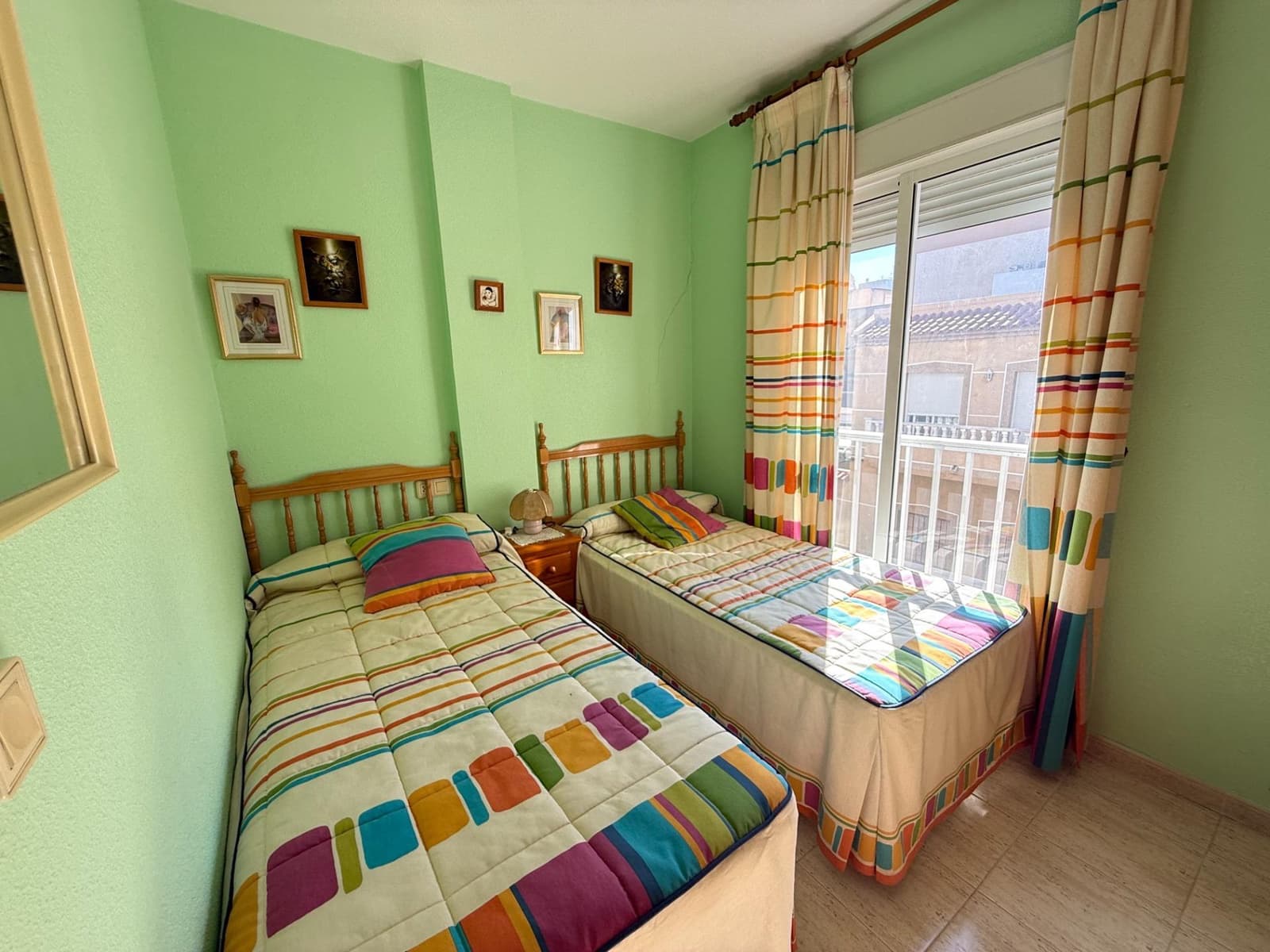 Apartamento de 2 habitaciones en Torrevieja en venta con garaje - 189.000 € (Ref: 10171708)