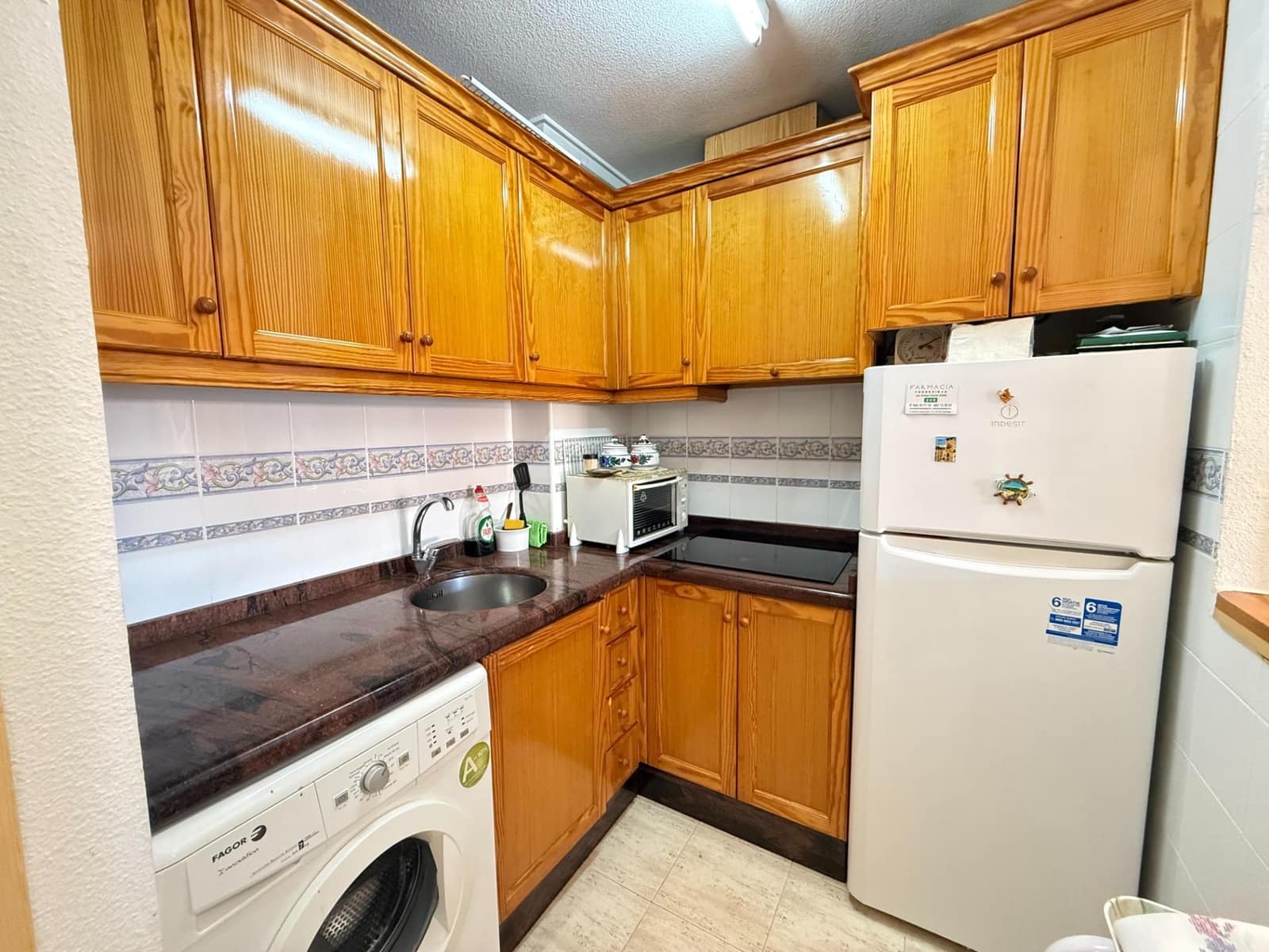 Apartamento de 2 habitaciones en Torrevieja en venta con garaje - 189.000 € (Ref: 10171708)