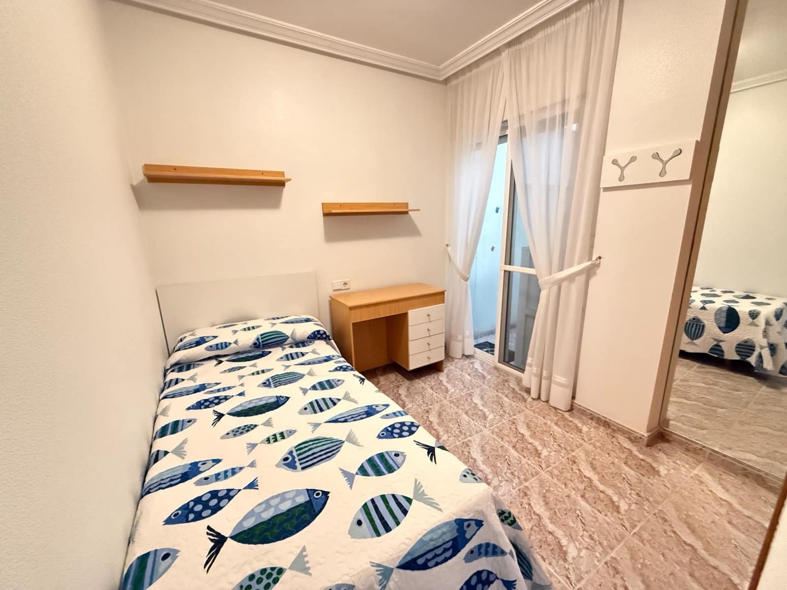 2 bedroom Apartment for sale in Torrevieja with garage - € 149,000 (Ref: 10173977)