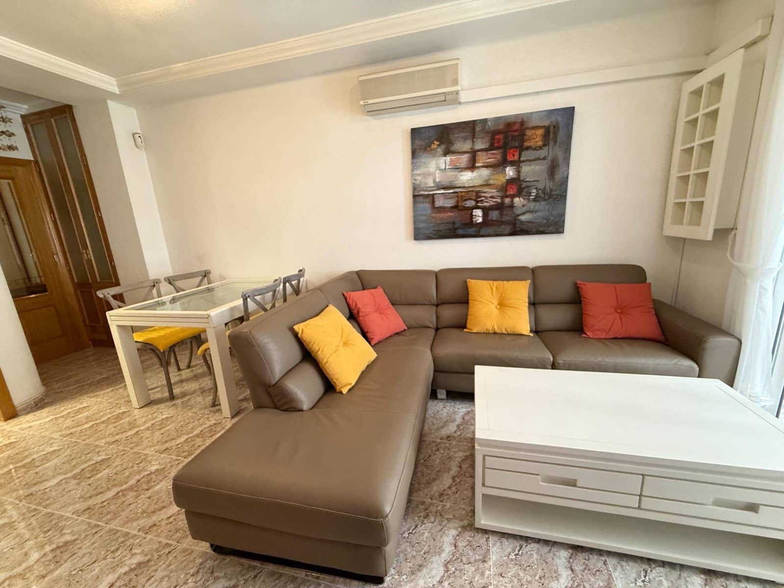 2 bedroom Apartment for sale in Torrevieja with garage - € 149,000 (Ref: 10173977)
