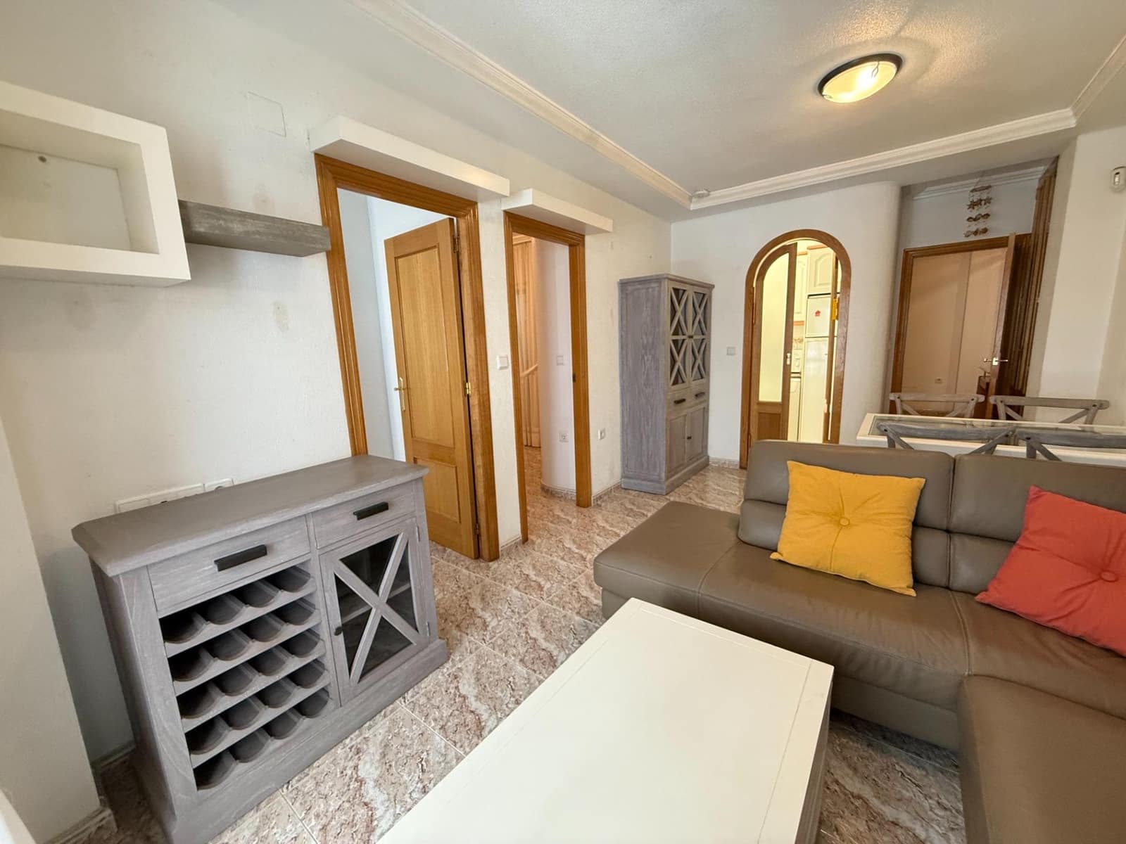 2 bedroom Apartment for sale in Torrevieja with garage - € 149,000 (Ref: 10173977)