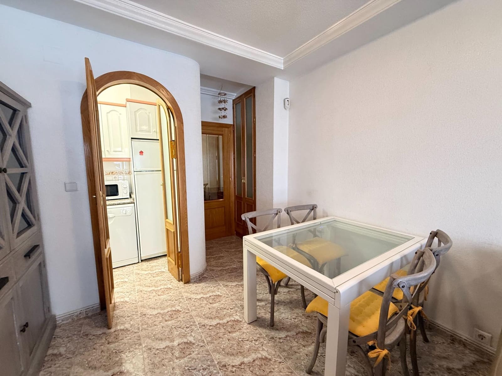 2 bedroom Apartment for sale in Torrevieja with garage - € 149,000 (Ref: 10173977)