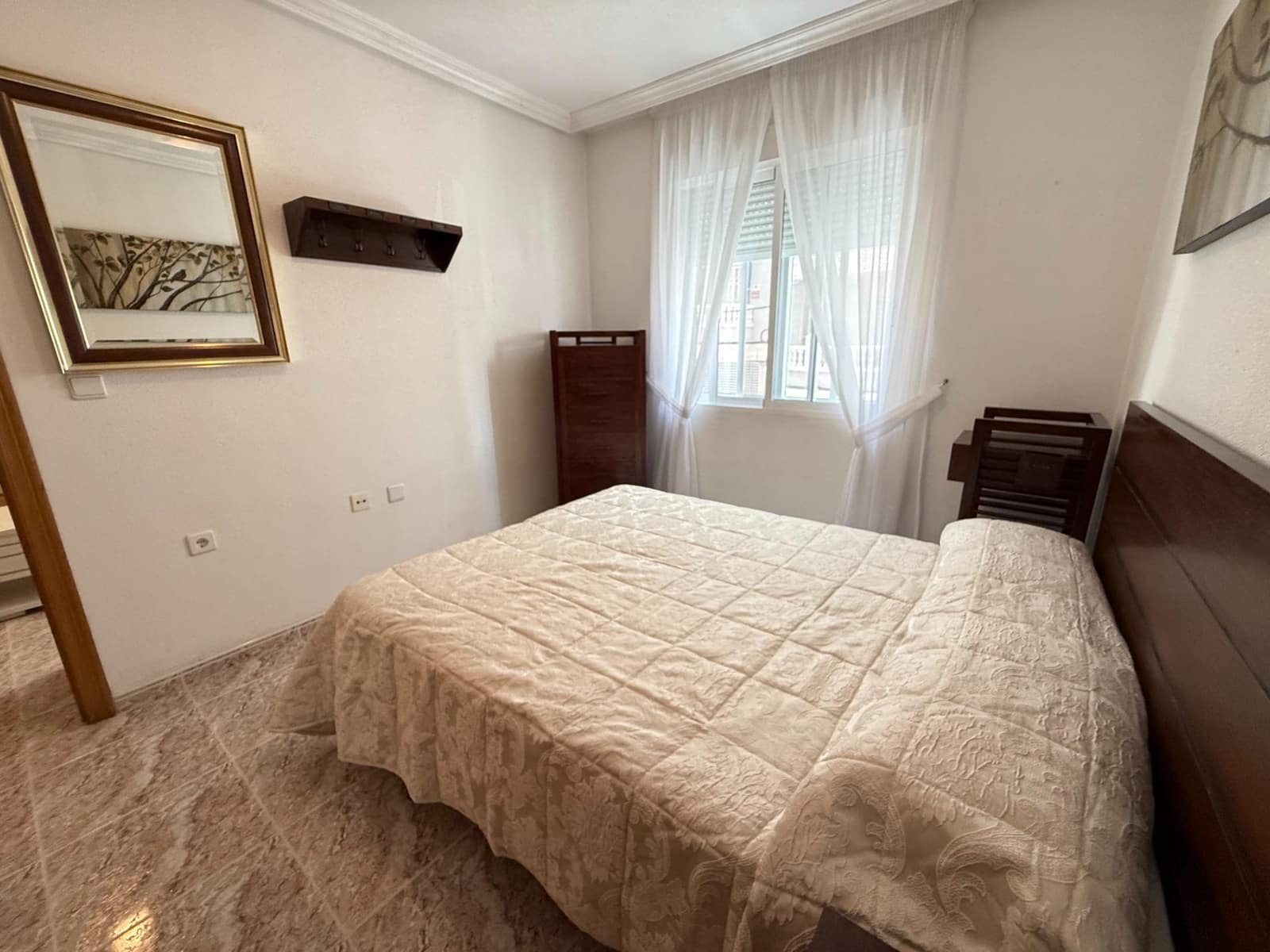2 bedroom Apartment for sale in Torrevieja with garage - € 149,000 (Ref: 10173977)