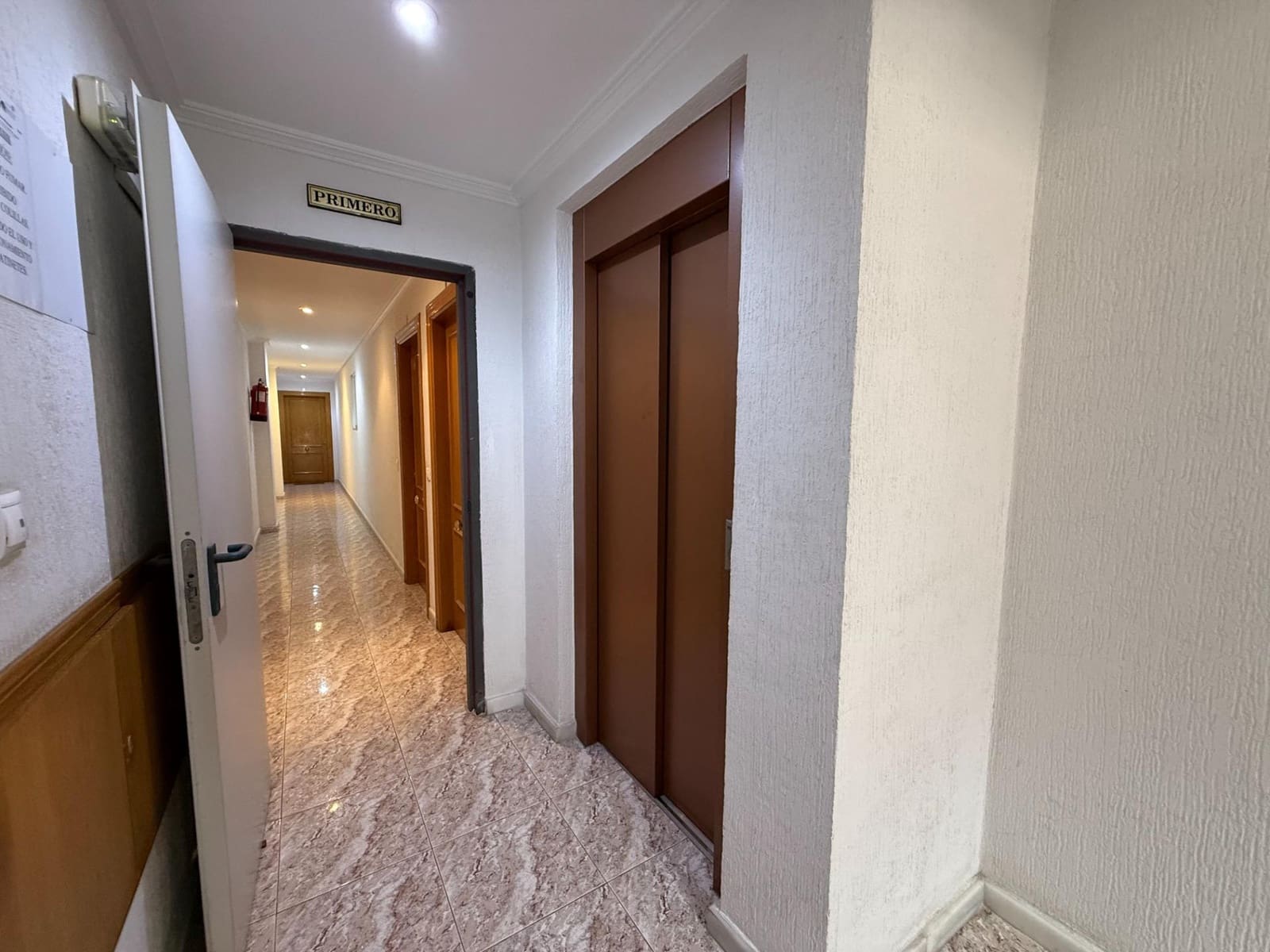 2 bedroom Apartment for sale in Torrevieja with garage - € 149,000 (Ref: 10173977)