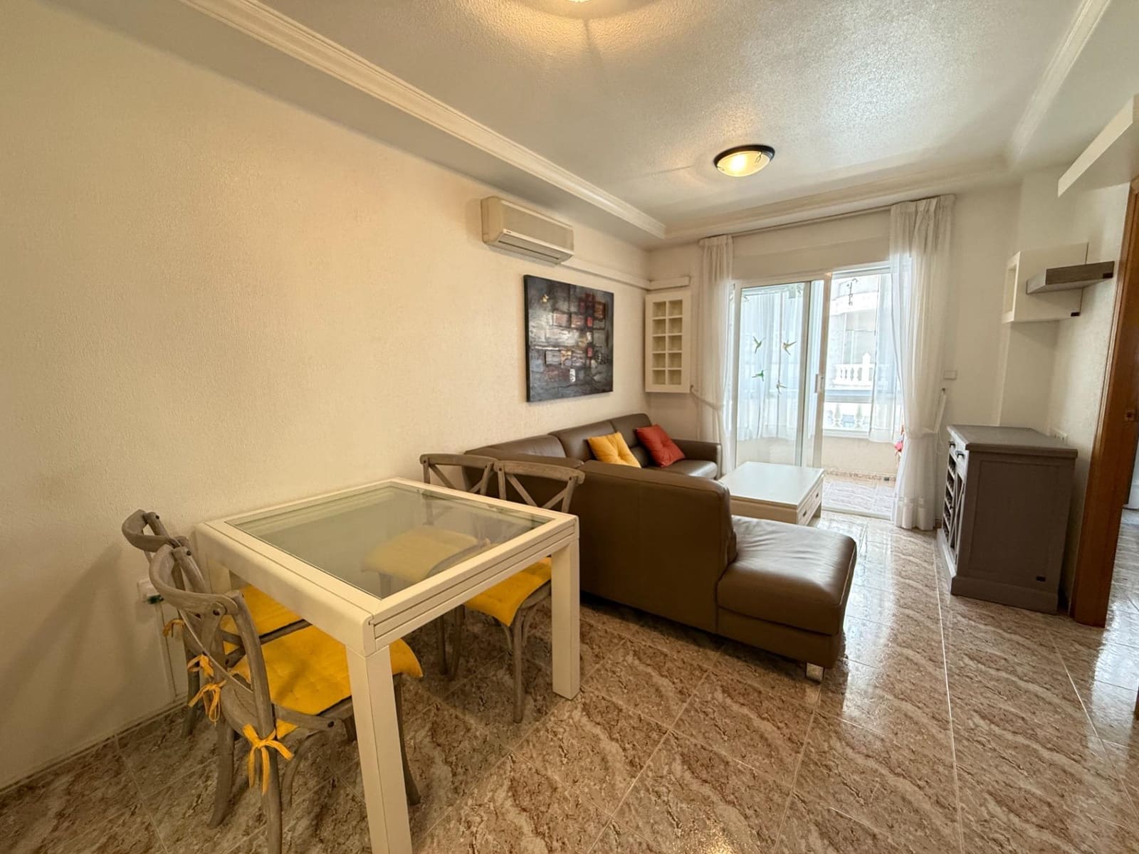 2 bedroom Apartment for sale in Torrevieja with garage - € 149,000 (Ref: 10173977)