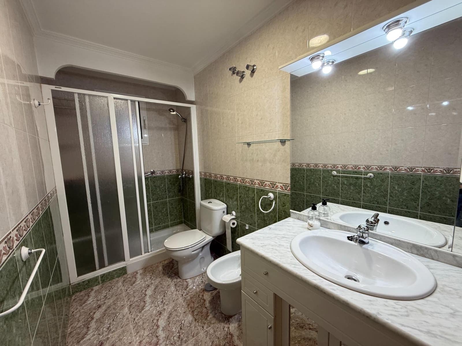 2 bedroom Apartment for sale in Torrevieja with garage - € 149,000 (Ref: 10173977)