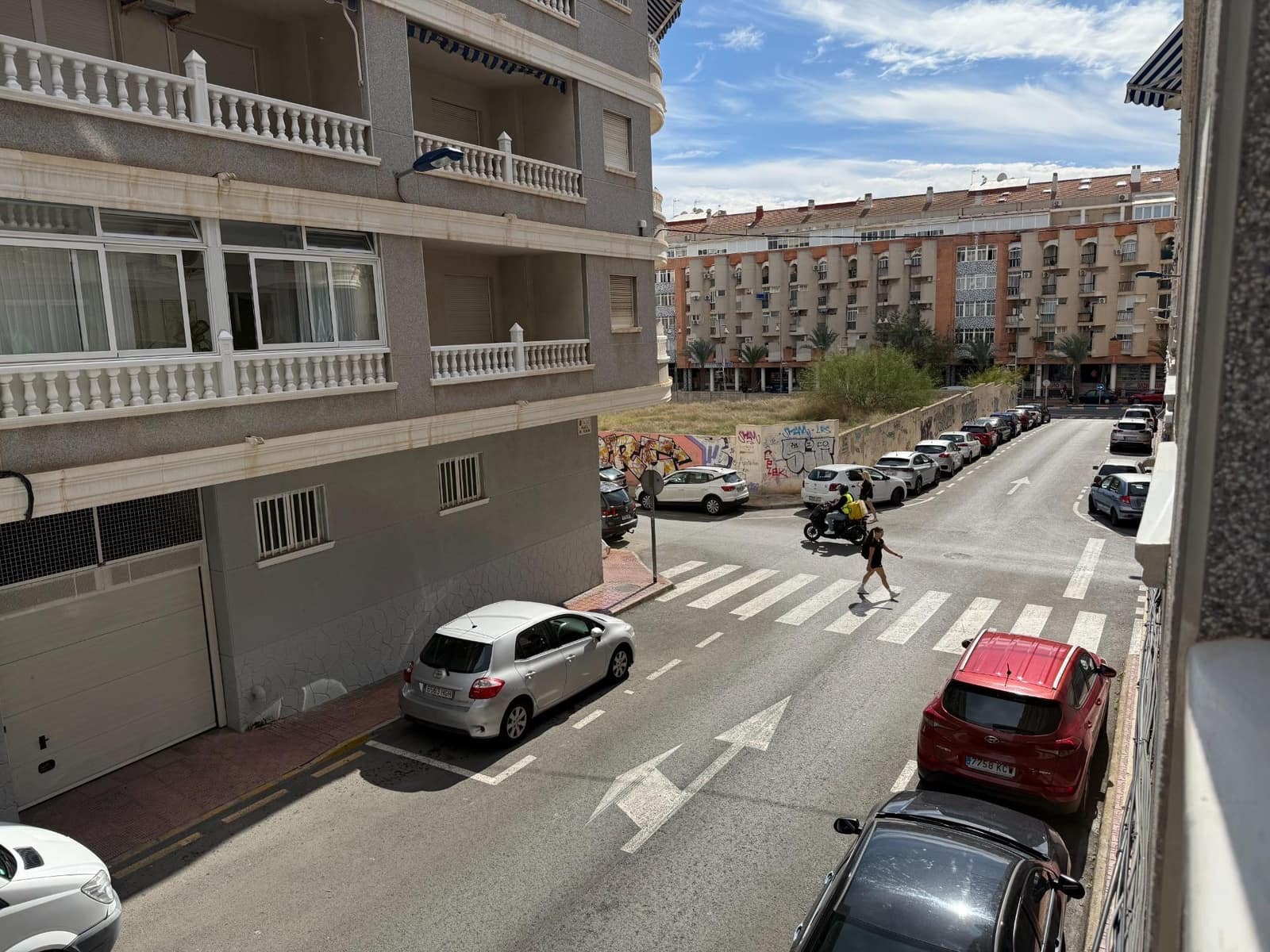 2 bedroom Apartment for sale in Torrevieja with garage - € 149,000 (Ref: 10173977)