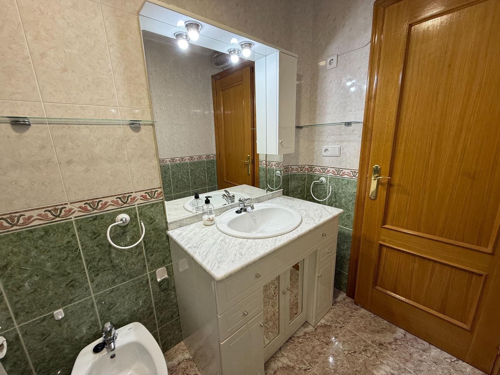 2 bedroom Apartment for sale in Torrevieja with garage - € 149,000 (Ref: 10173977)