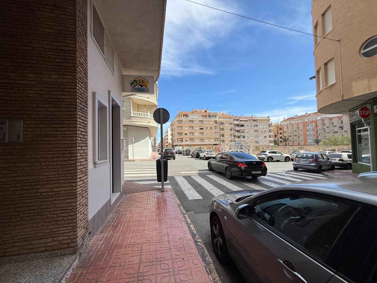 2 bedroom Apartment for sale in Torrevieja with garage - € 149,000 (Ref: 10173977)