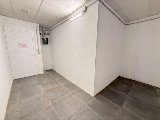 Garasje til salgs i Las Piscinas Naturales, Torrevieja - € 9 900 (Ref: 10183154)